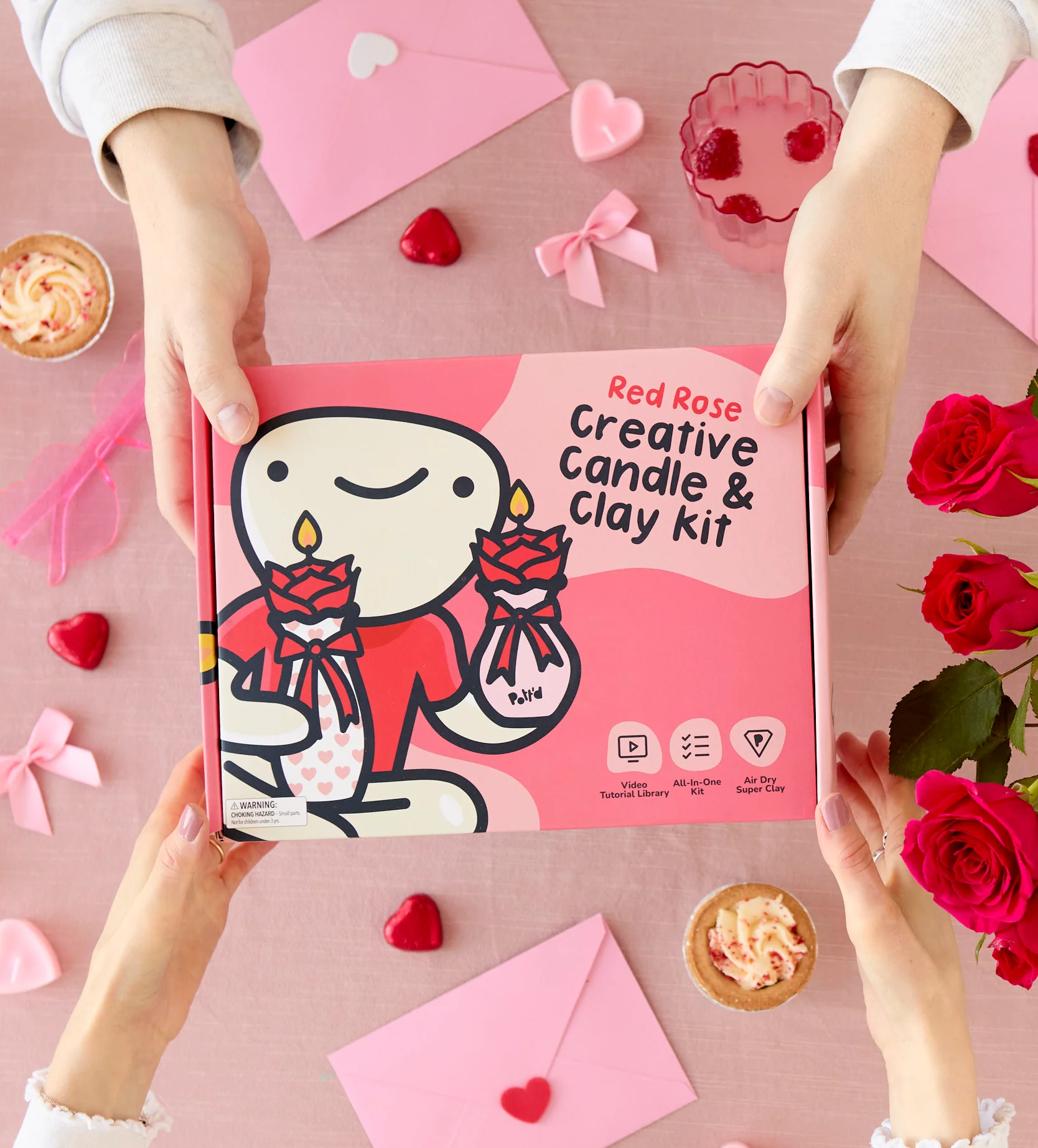 Red Rose Candle & Mug Bundle - Image 7